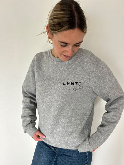 LENTO Studio Sweater – Light grey